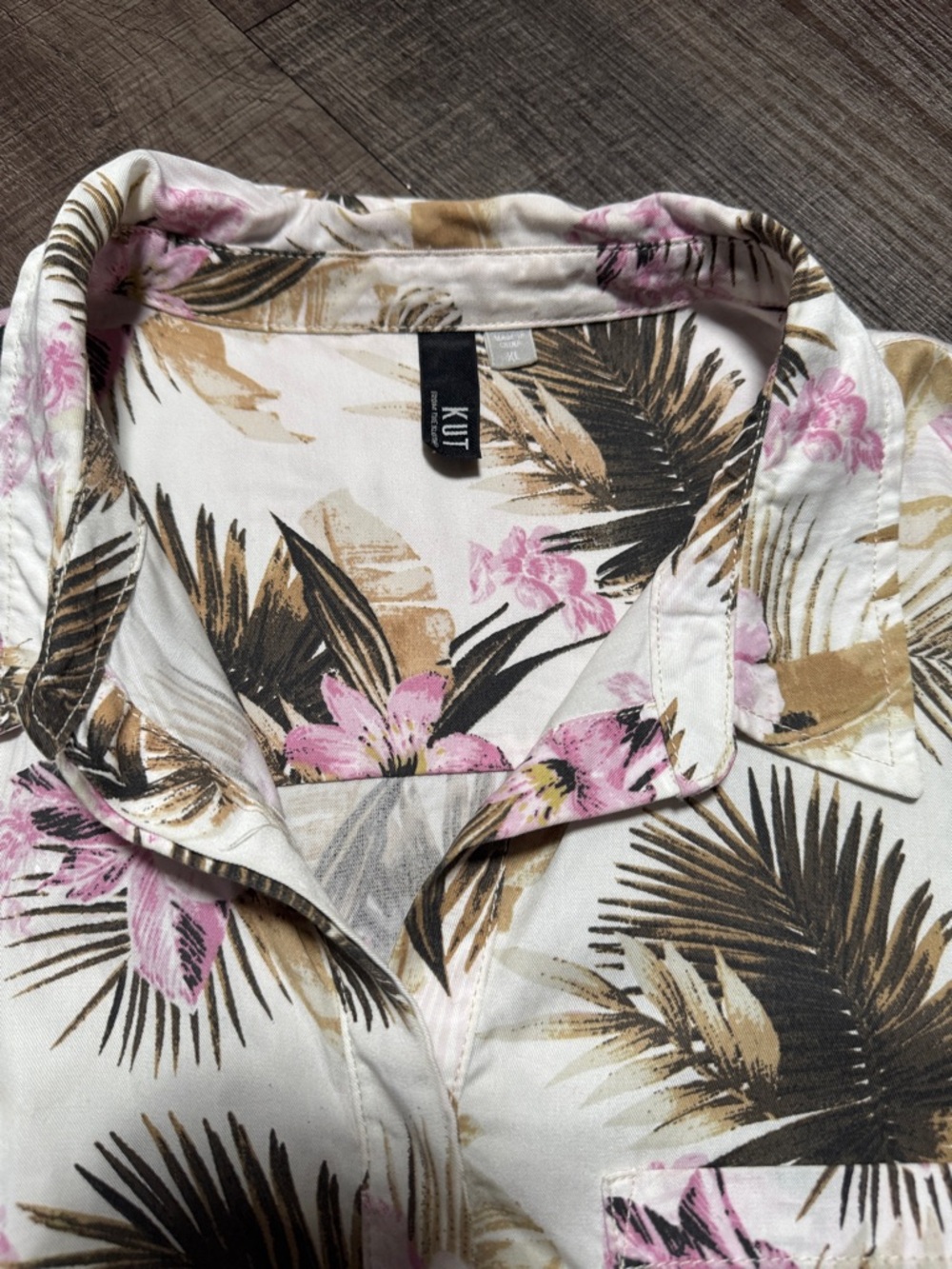 Kut from the Kloth Floral Button-Up Shirt Dress - Pink & Tan - Picture 5 of 9